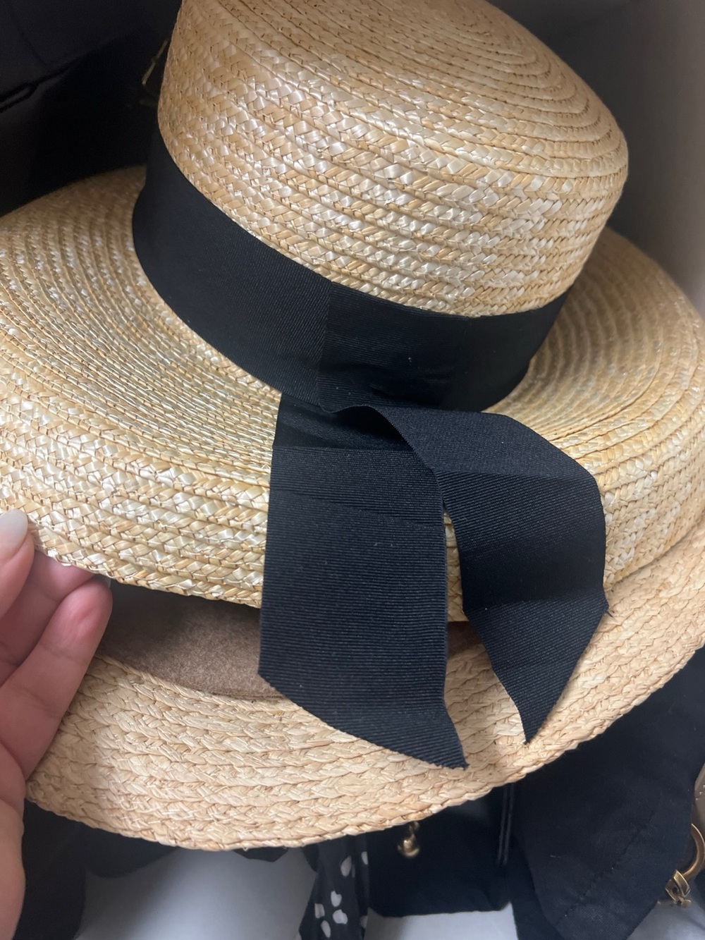 straw hat - Picture 8 of 10